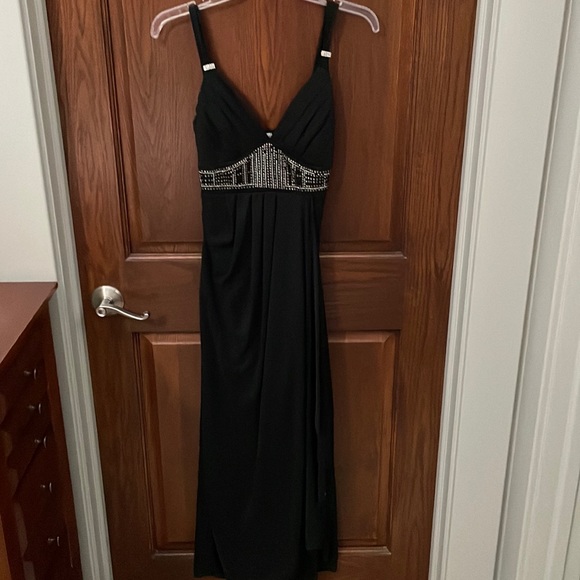 Formal Black Gown Dress - Picture 1 of 5